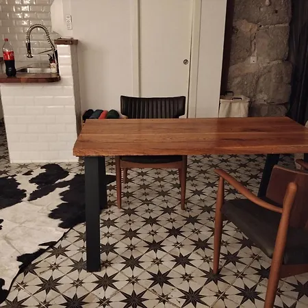 Charming Apartment *